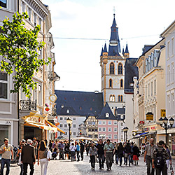 Simeonstraße mit Blick auf den Trierer Hauptmarkt